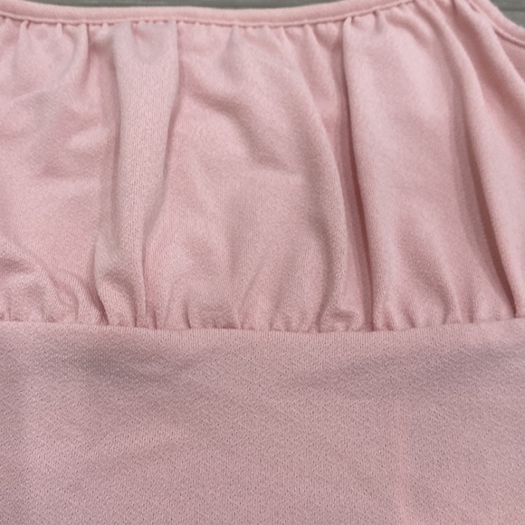 H&M women’s light pink tank top - Picture 2 of 4